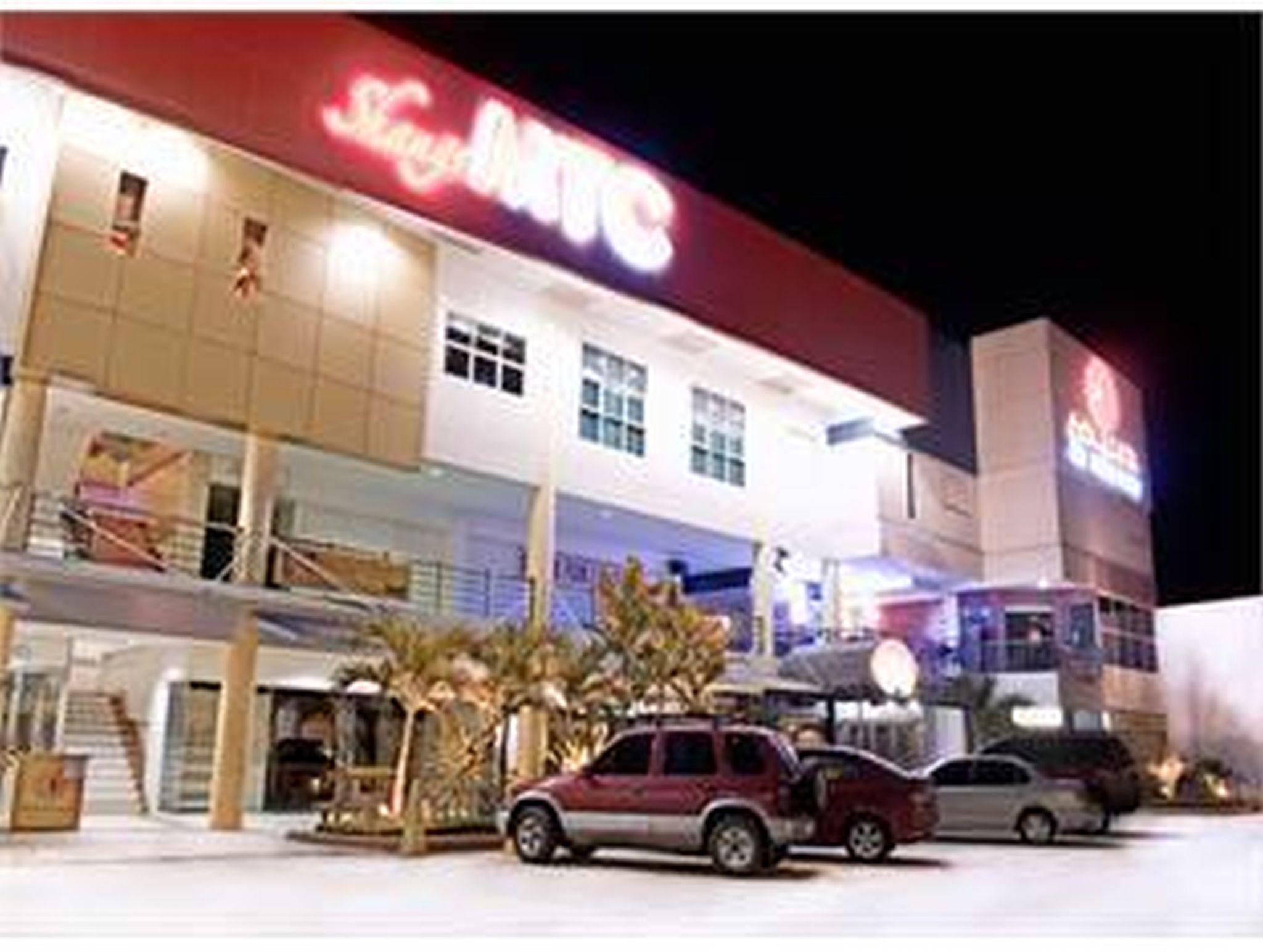 Dulcinea Hotel And Suites Lapu-Lapu City Esterno foto
