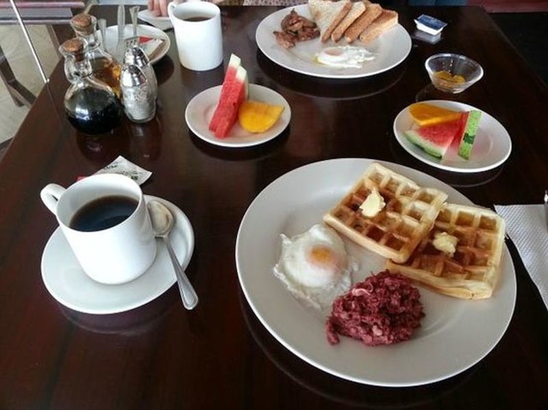 Dulcinea Hotel And Suites Lapu-Lapu City Esterno foto