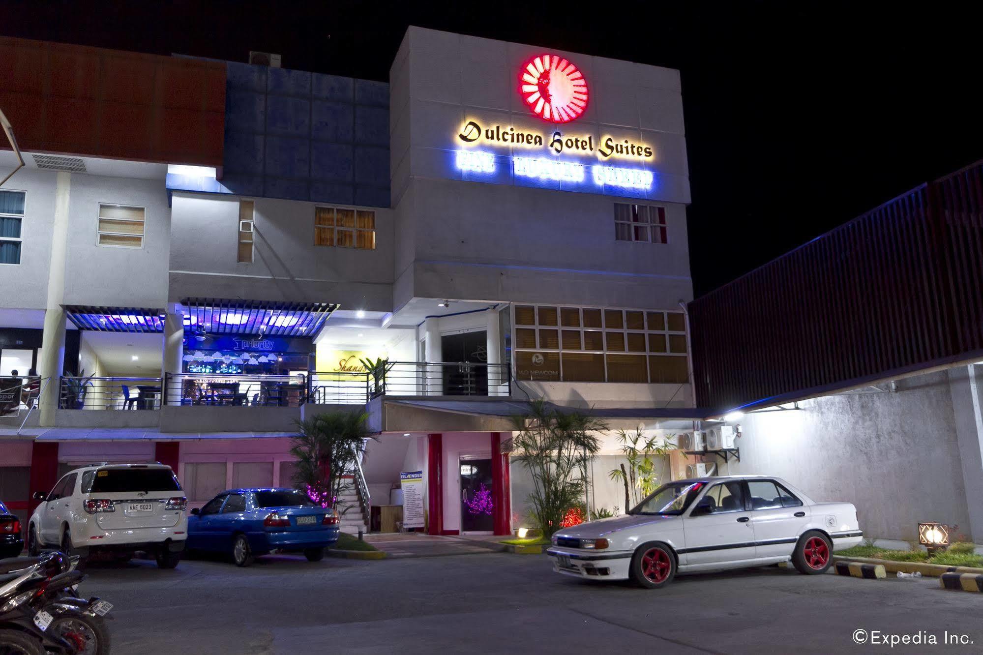 Dulcinea Hotel And Suites Lapu-Lapu City Esterno foto