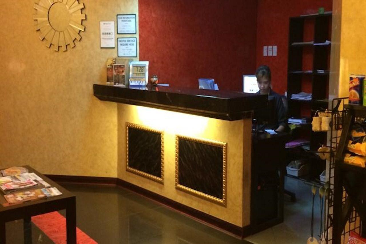 Dulcinea Hotel And Suites Lapu-Lapu City Esterno foto